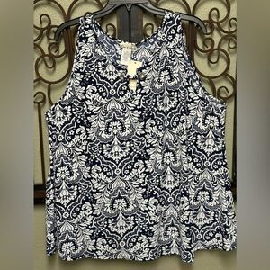 Emi & Ice sleeveless keyhole blouse